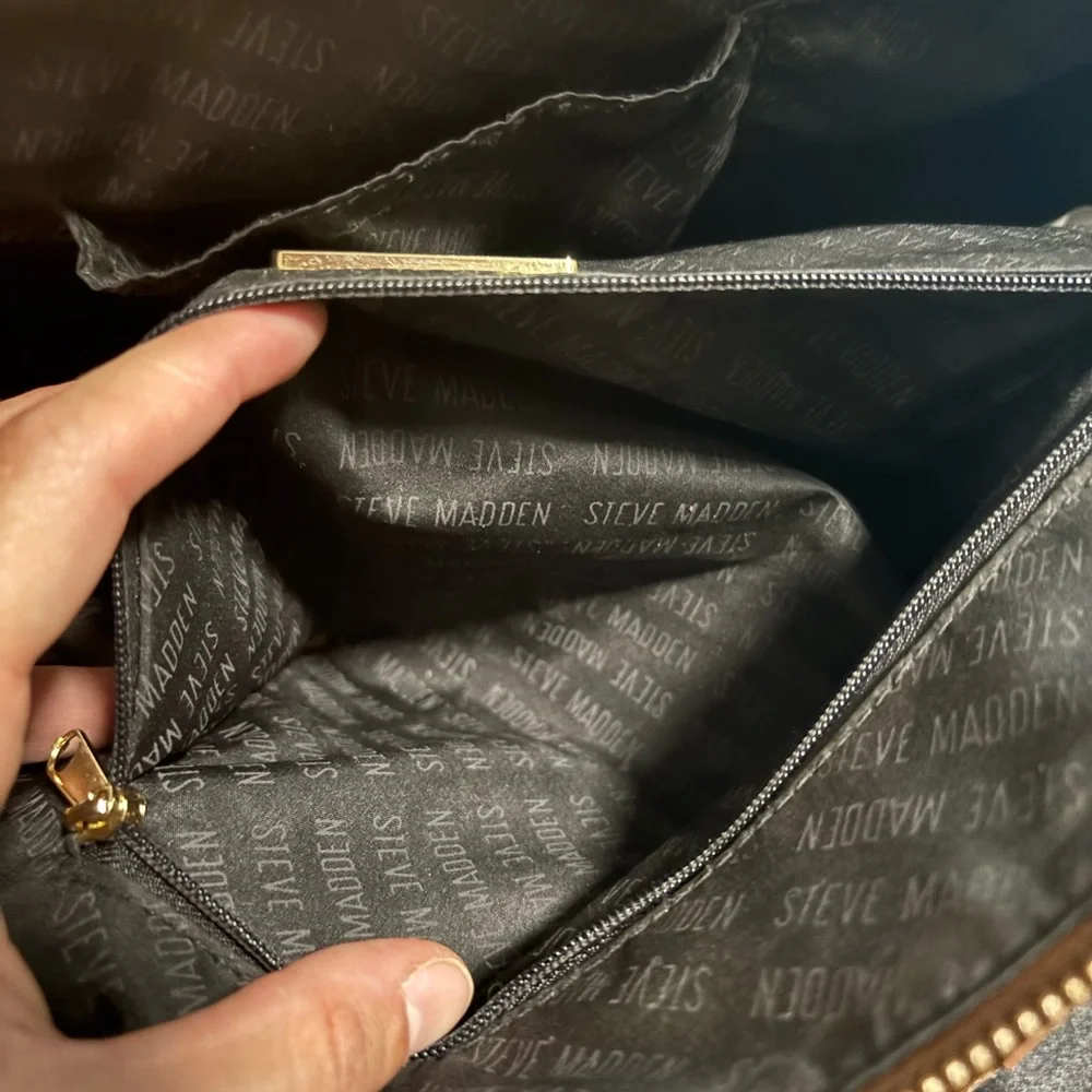 π Preloved Like-New Steve Madden Bag π - Picture 7 of 7